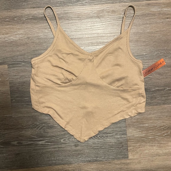 Tan ribbed v bottom crop top - Picture 1 of 4